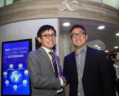 Naoto Mizuguchi, COO da NEC no Brasil, e Claudio Kurita, Diretor de Operações da JAPAN HOUSE